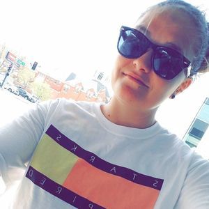 Meet your Posher, Ashley